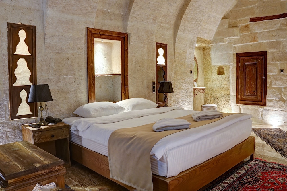 Dionysos Cave Cappadocia Hotel Rezervasyon