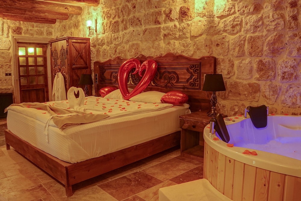 Dionysos Cave Cappadocia Hotel Rezervasyon