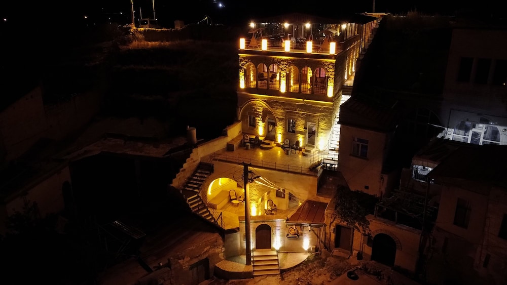 Dionysos Cave Cappadocia Hotel Rezervasyon