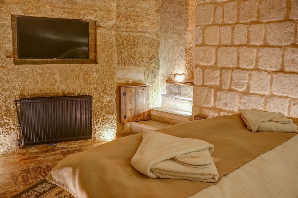 Dionysos Cave Cappadocia Hotel Rezervasyon