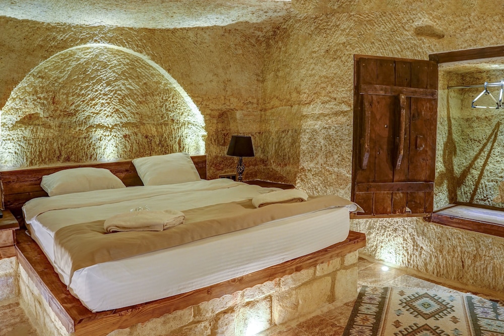 Dionysos Cave Cappadocia Hotel Rezervasyon