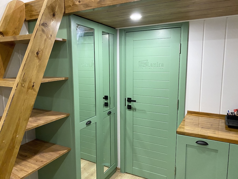 Lavira Tiny House Village Rezervasyon