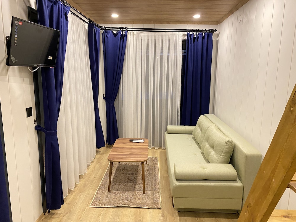 Lavira Tiny House Village Rezervasyon
