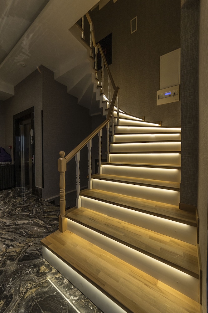 Hotel Brako Rezervasyon