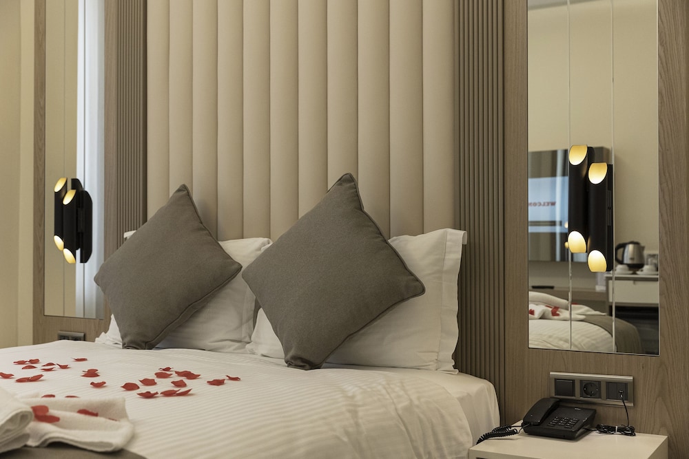 Hotel Brako Rezervasyon