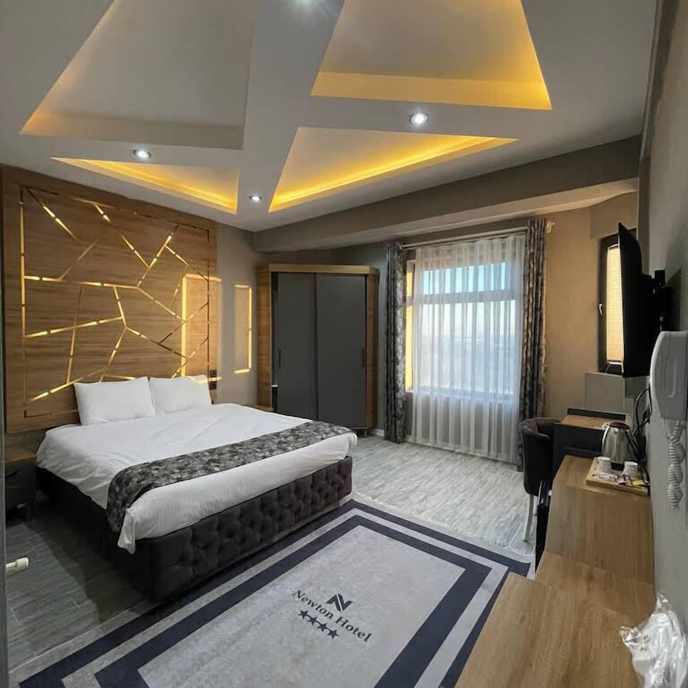 Newton Otel Rezervasyon