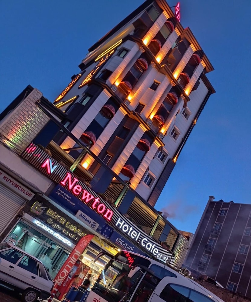Newton Otel Rezervasyon