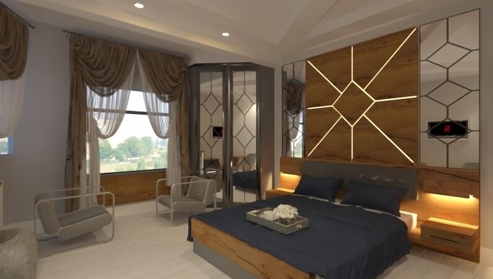Newton Otel Rezervasyon