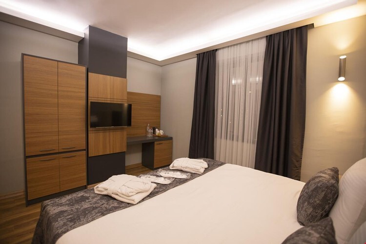 Divares Luxury Hotel Rezervasyon