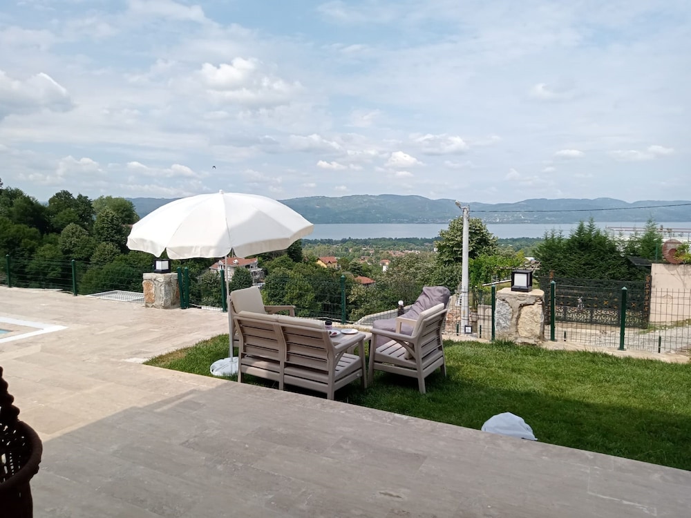 Naturel Stone Villalari Rezervasyon