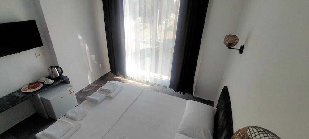 Grand Köse Airport Hotel Rezervasyon