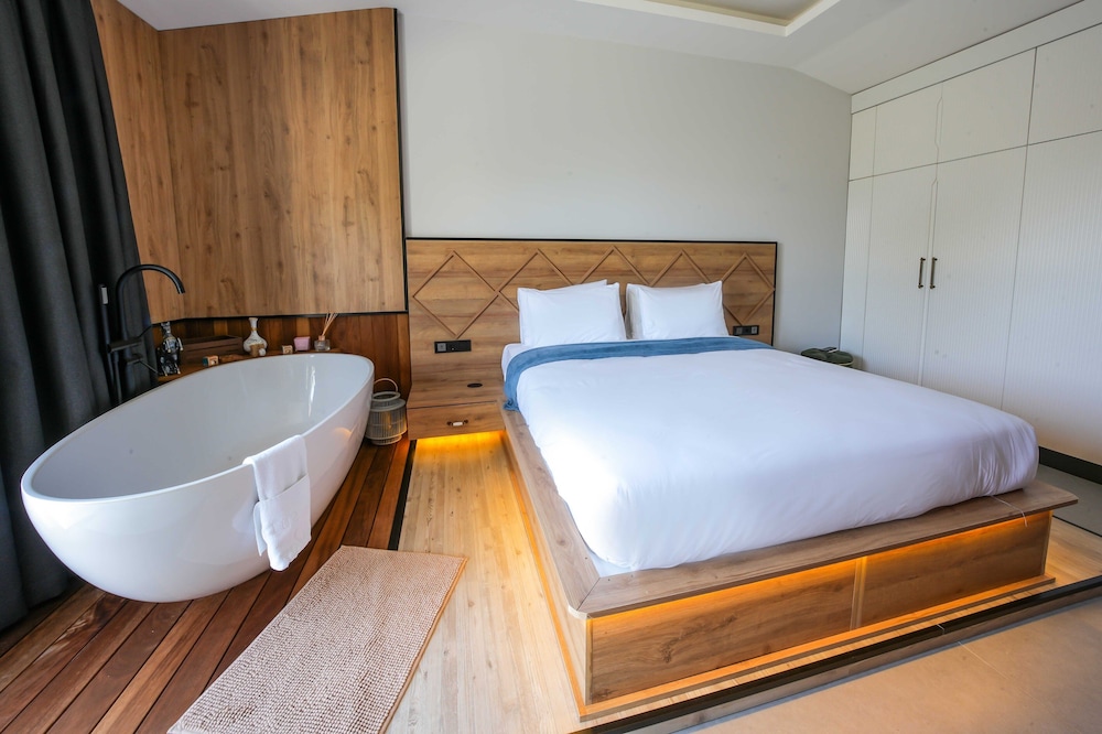 Ramitos Hotel Rezervasyon