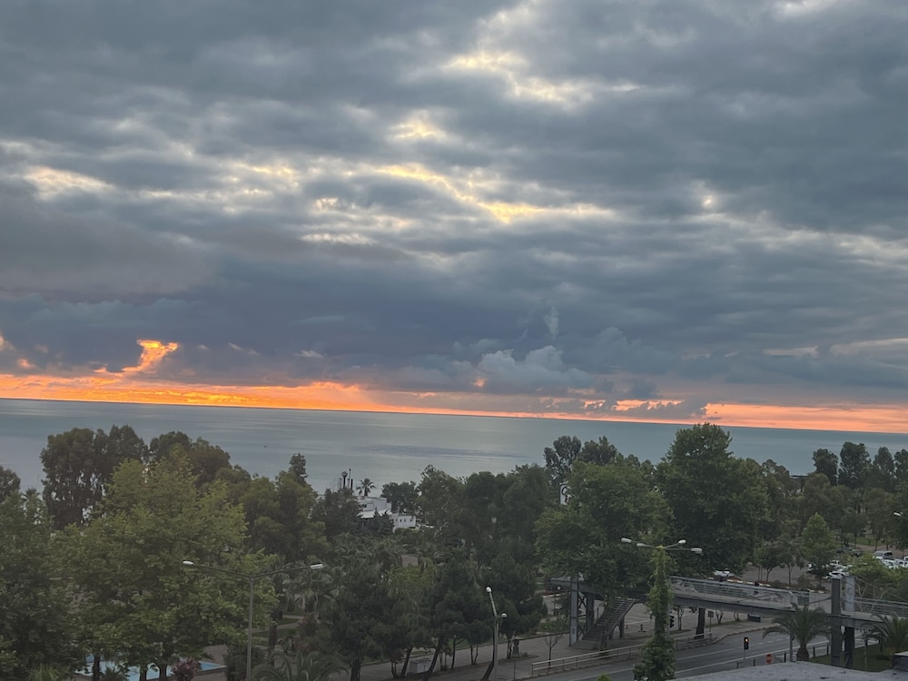 Temel Park Otel Rezervasyon