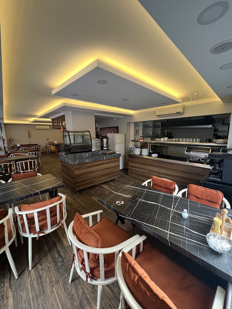 Temel Park Otel Rezervasyon