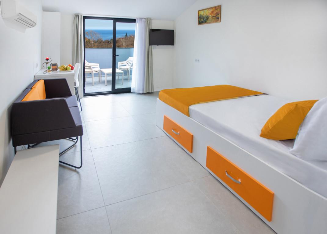 First Joy Hotel Rezervasyon