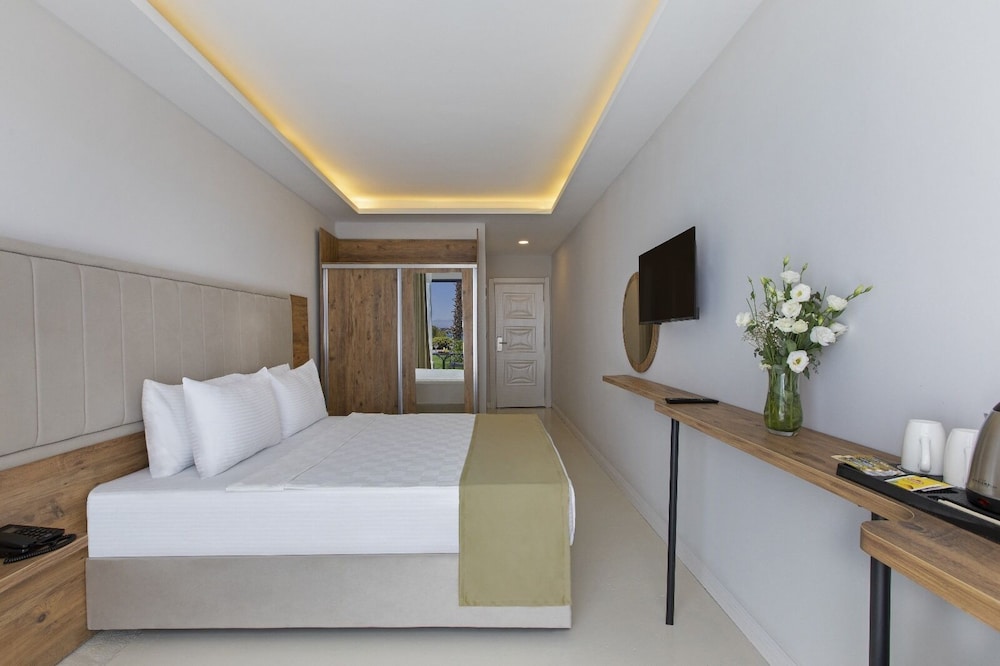 Sun Pearl Resort Çesme Rezervasyon