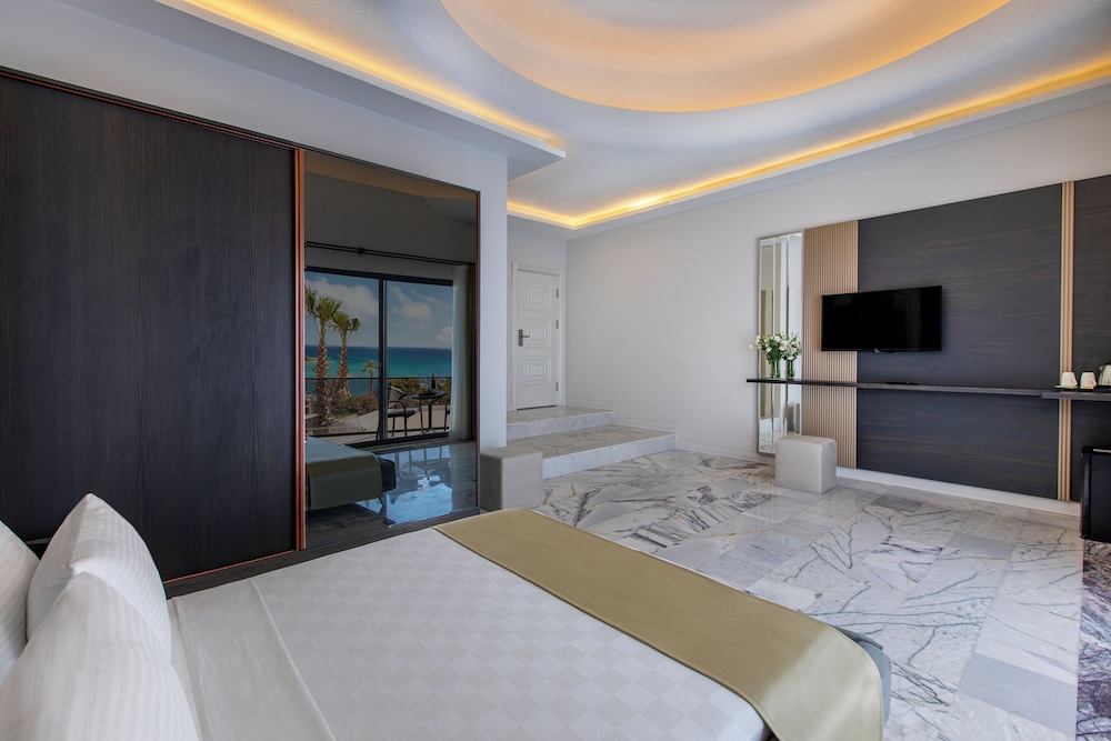 Sun Pearl Resort Çesme Rezervasyon