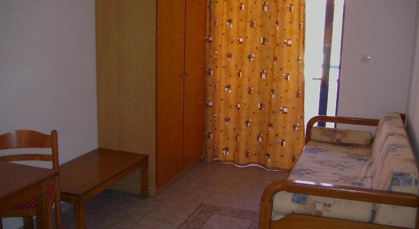 Stegna Star Apartments Rezervasyon