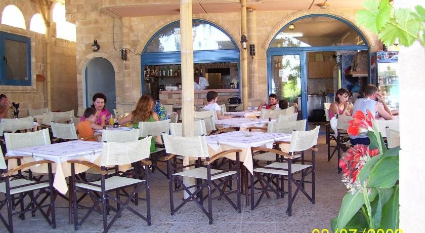 Stegna Star Apartments Rezervasyon