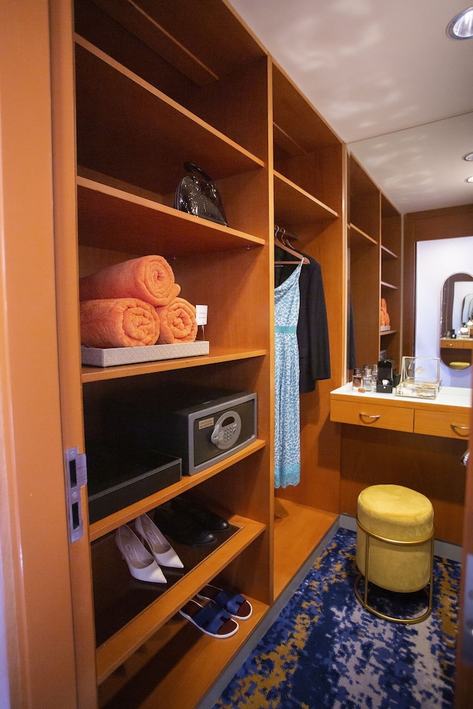 Golden Sands Hotel Creek Rezervasyon