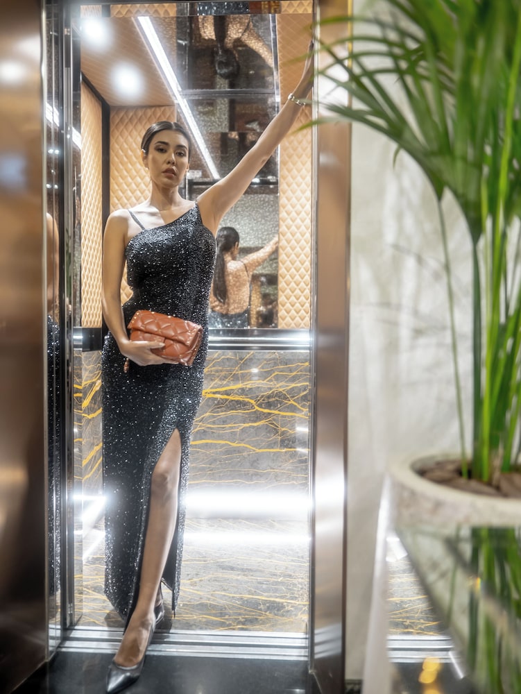 Golden Sands Hotel Creek Rezervasyon