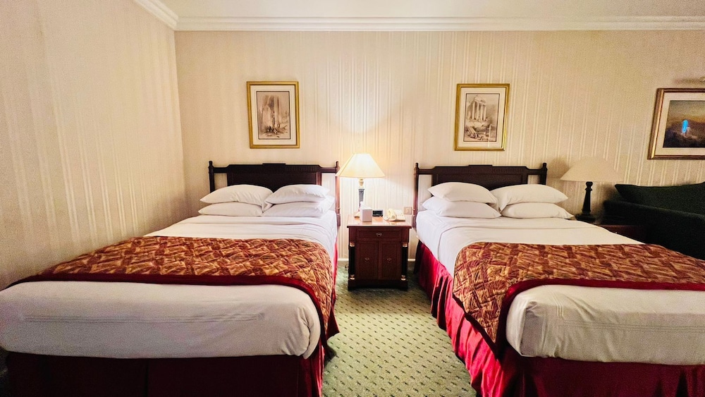 The Bristol Hotel Dubai Rezervasyon