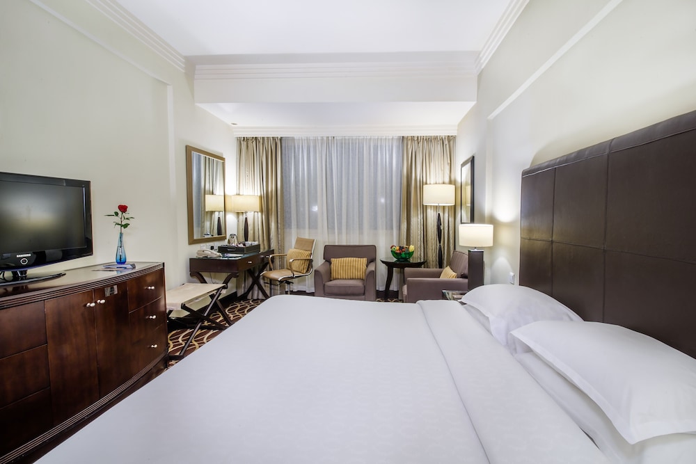 Grand Excelsior Hotel Deira Rezervasyon