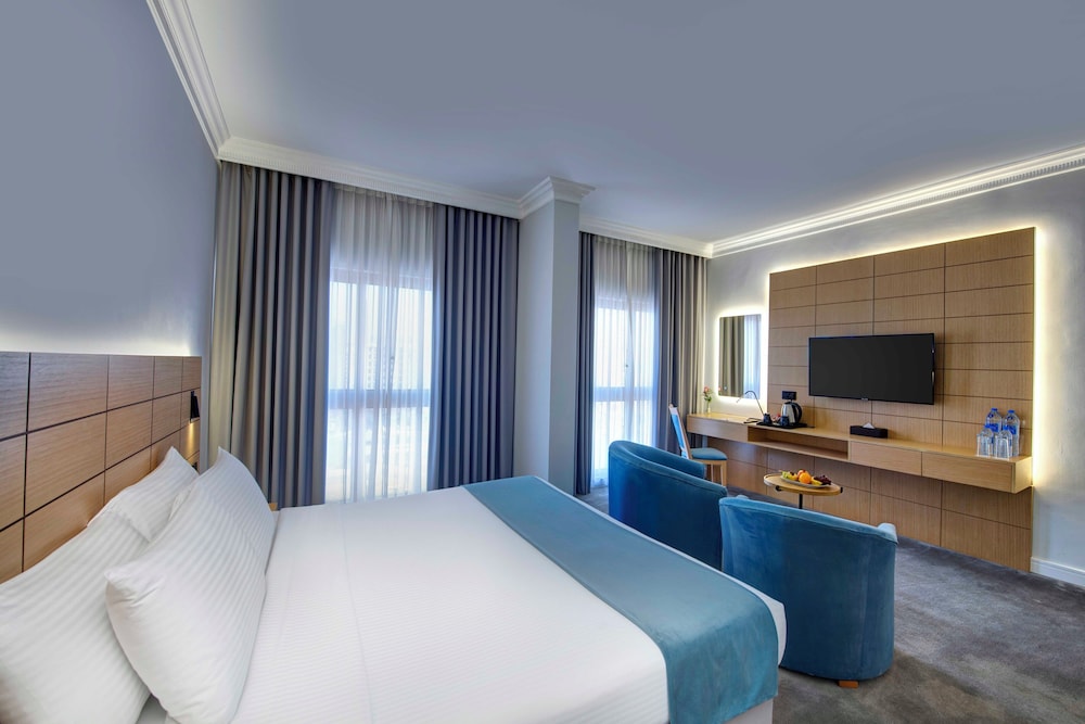 Lotus Grand Hotel Rezervasyon