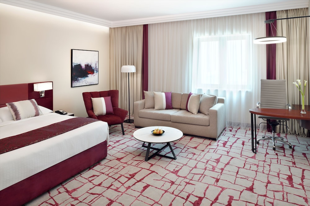 Mövenpick Hotel & Apartments Bur Dubai Rezervasyon