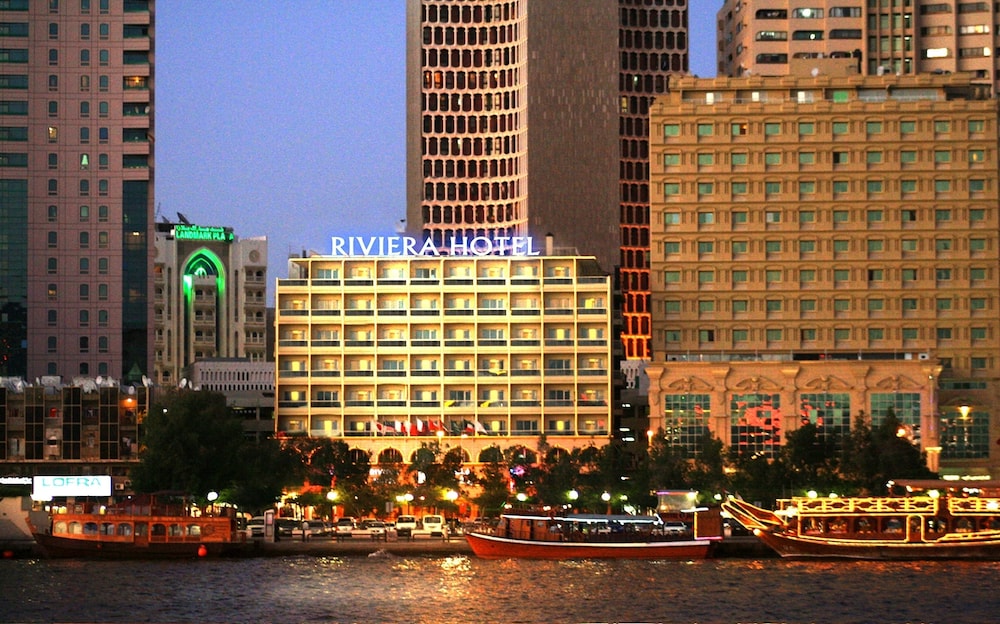 Riviera Hotel Rezervasyon