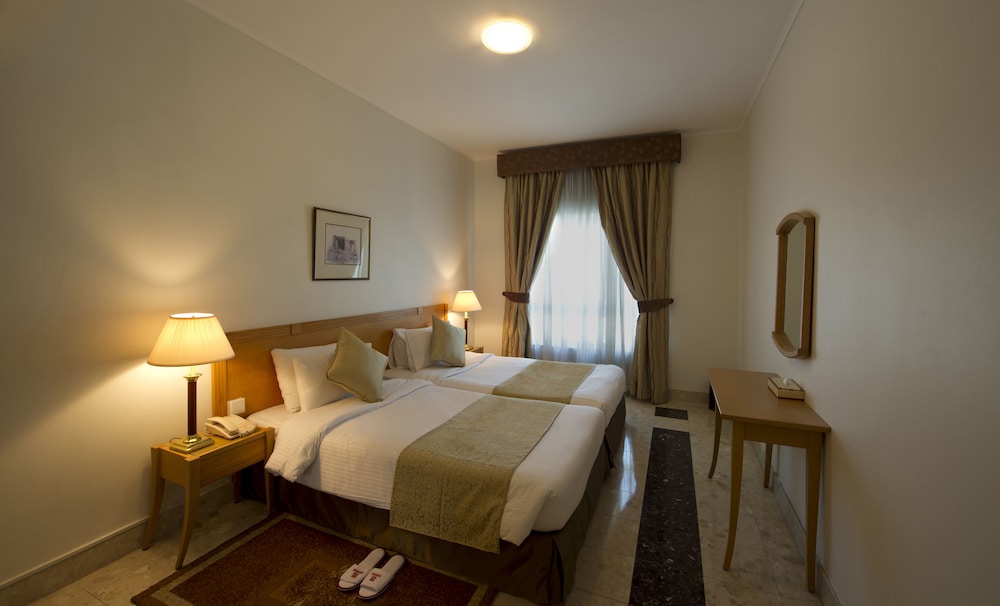 Al Bustan Center & Residence Rezervasyon