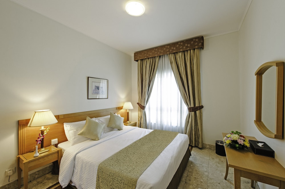 Al Bustan Center & Residence Rezervasyon