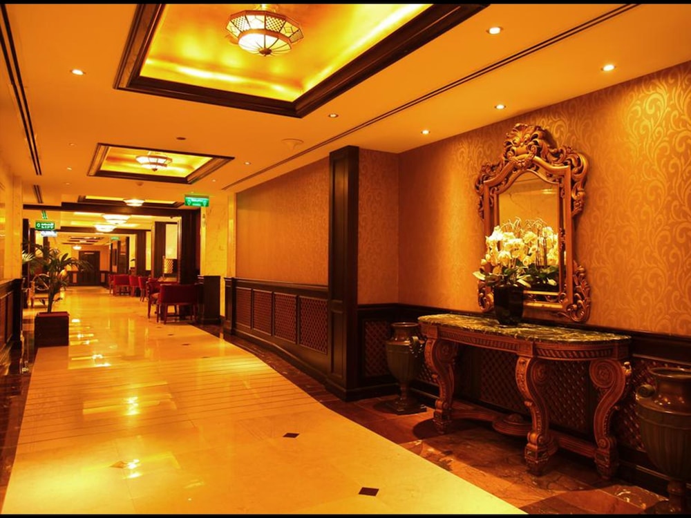 Arabian Courtyard Hotel & Spa Rezervasyon