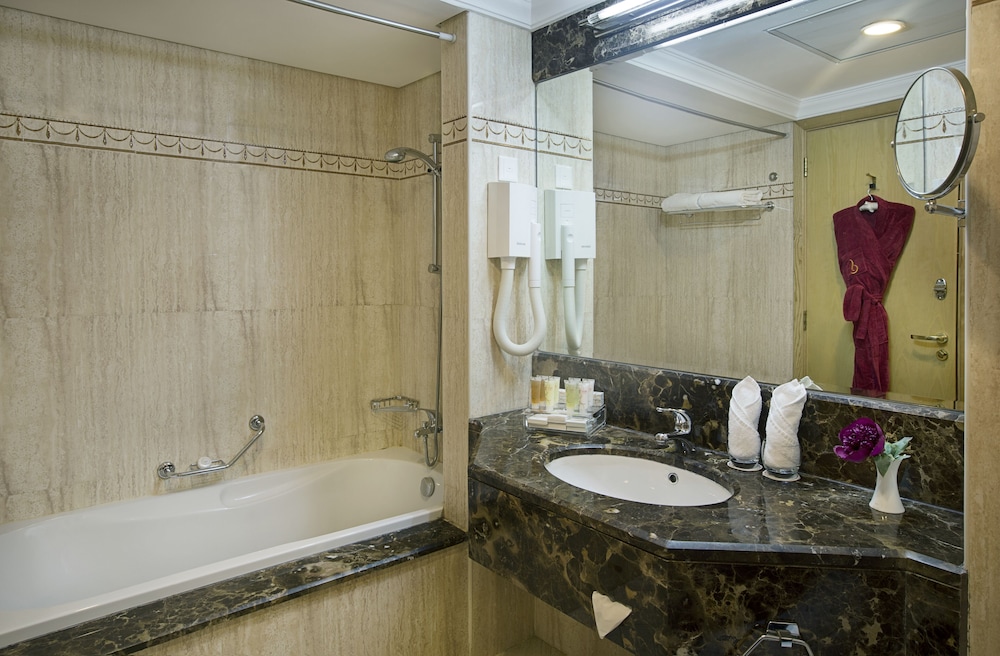 City Seasons Hotel Dubai Rezervasyon