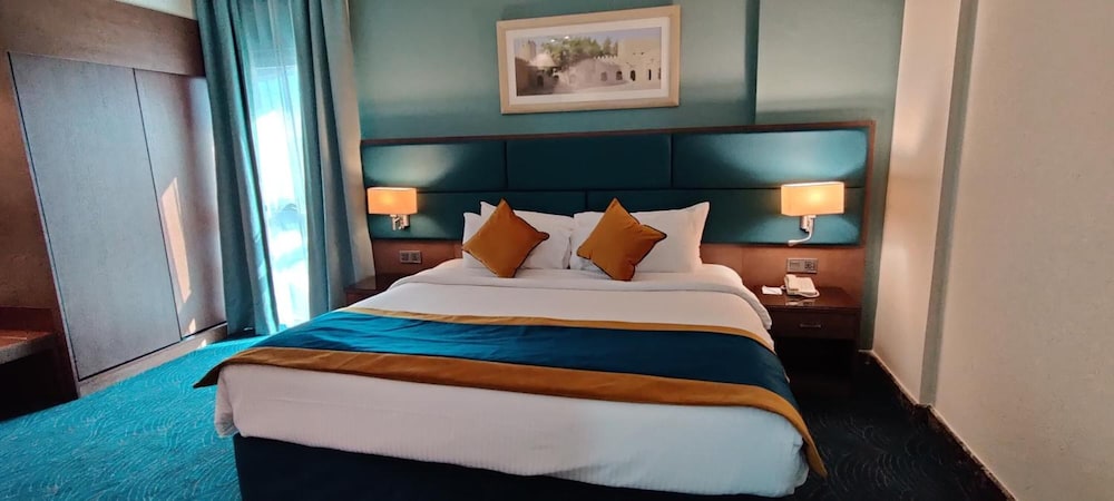 City Seasons Hotel Dubai Rezervasyon