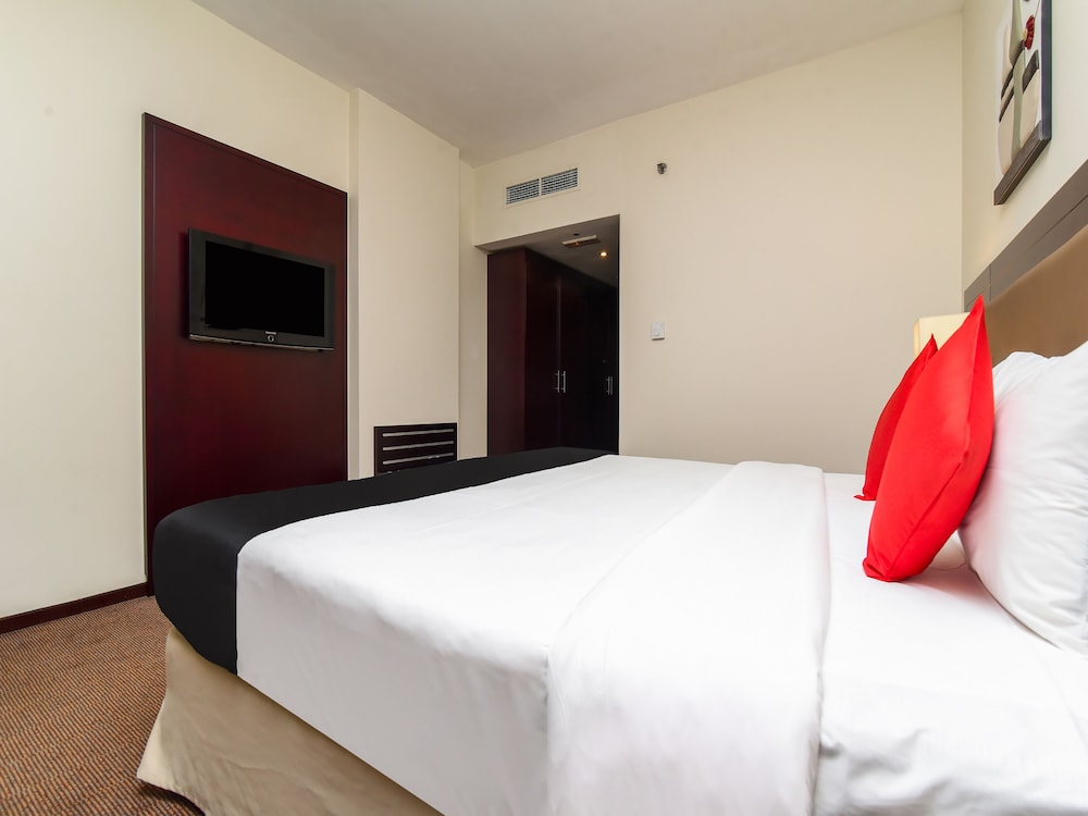 Landmark Summit Hotel Rezervasyon