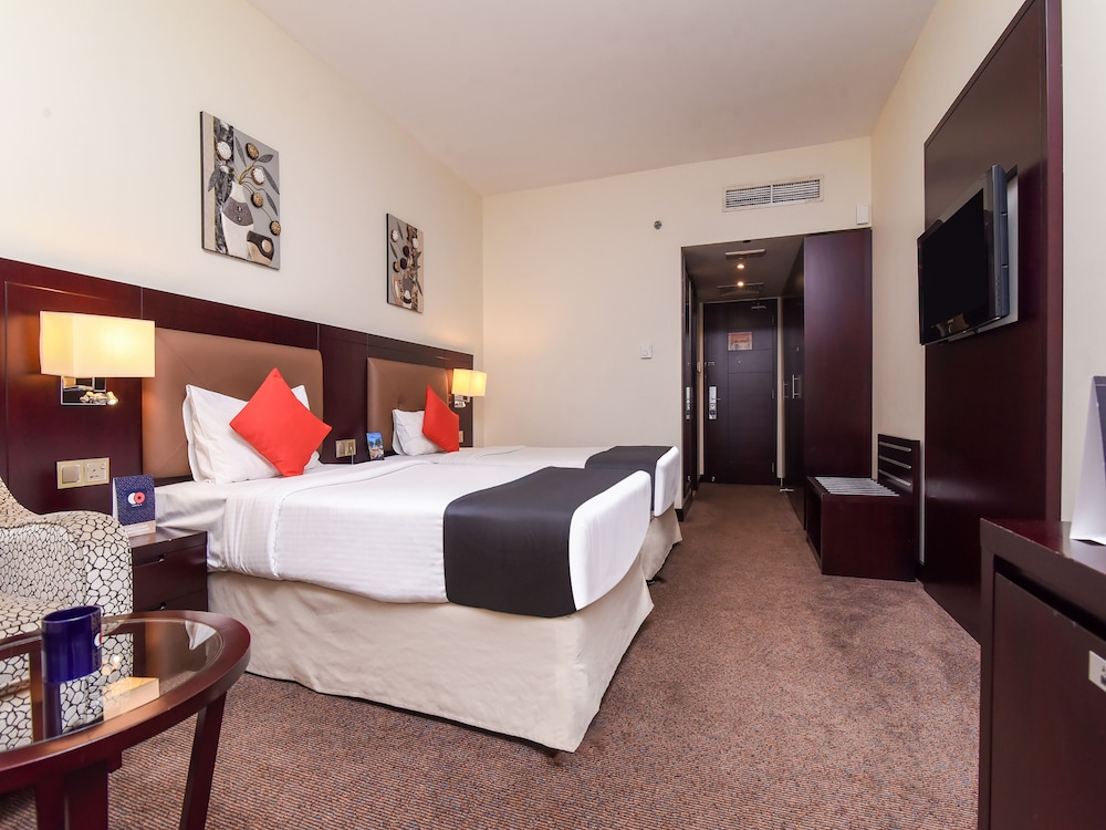 Landmark Summit Hotel Rezervasyon