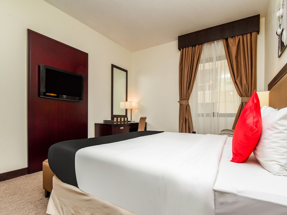 Landmark Summit Hotel Rezervasyon