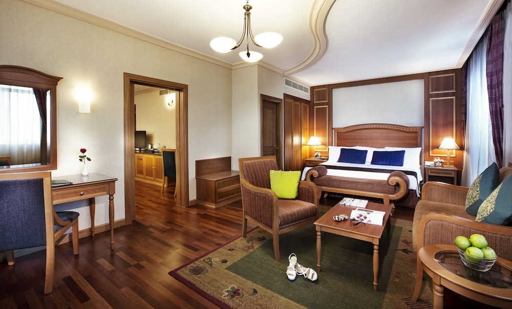 Avenue Hotel Dubai Rezervasyon