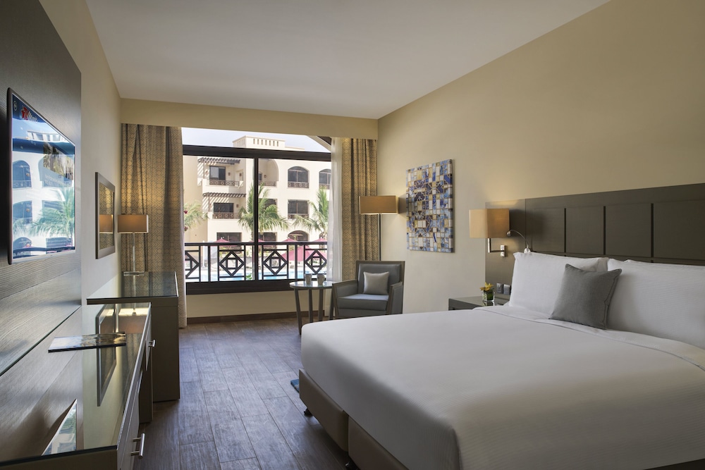 The Cove Rotana Resort Ras Al Khaimah Rezervasyon