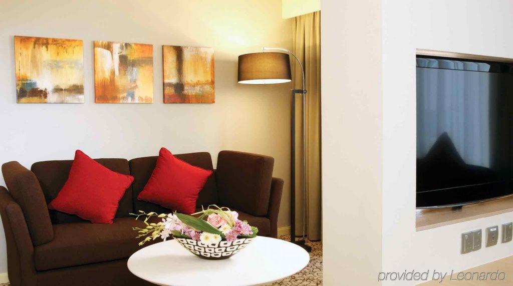 Novotel Suites Mall Avenue Dubai Rezervasyon