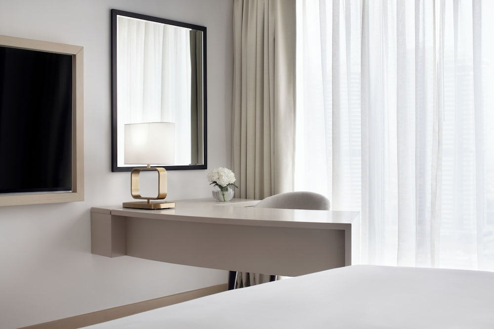 JW Marriott Hotel Marina Rezervasyon