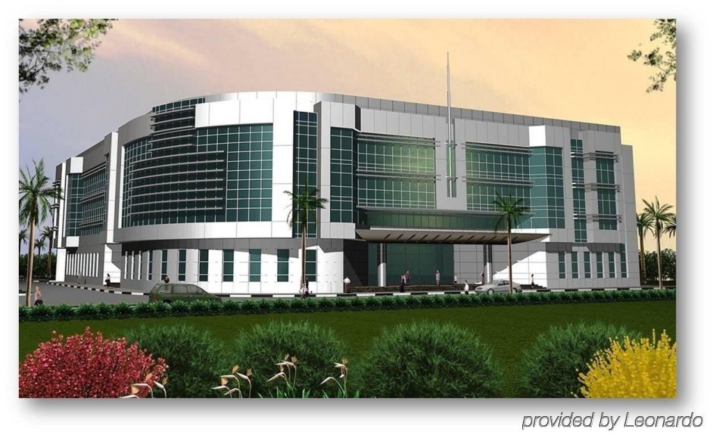 Sunday Hotel Holiday International Dubai Rezervasyon