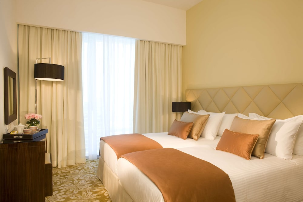 La Suite Dubai Hotel & Apartments Rezervasyon
