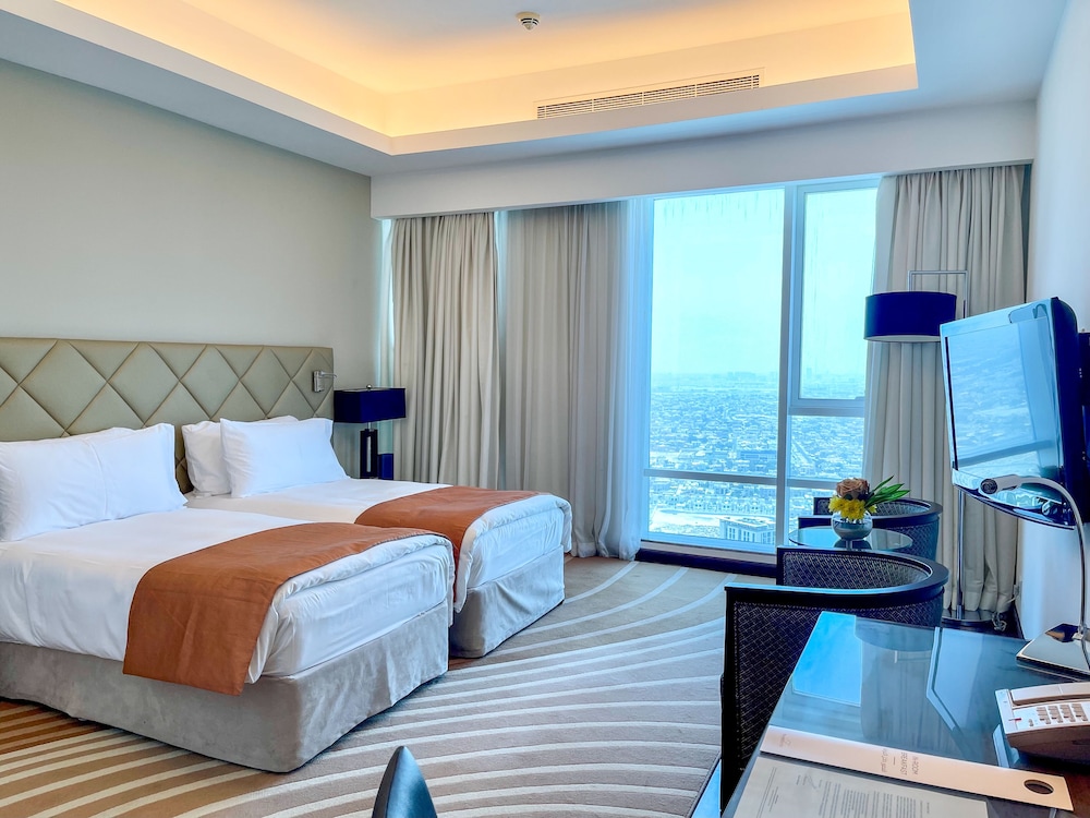 La Suite Dubai Hotel & Apartments Rezervasyon