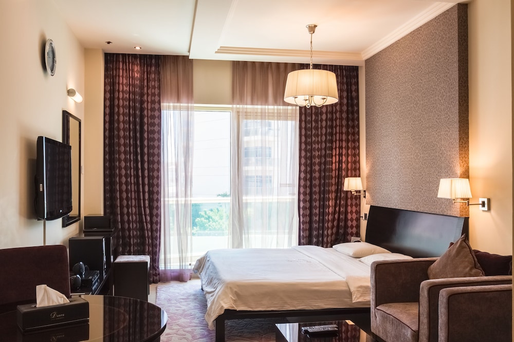 Dunes Hotel Apartments Rezervasyon