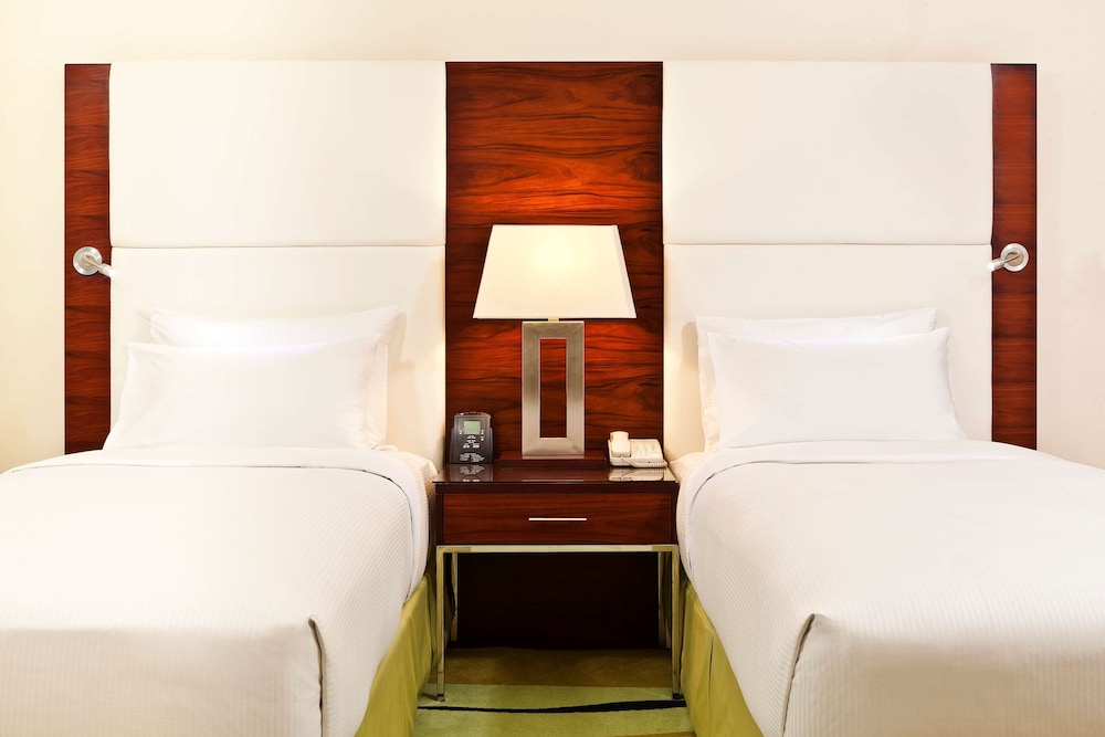 Hilton Dubai The Walk Rezervasyon