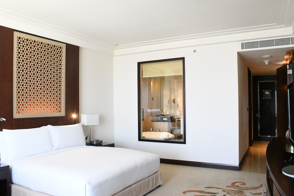 Conrad Dubai Rezervasyon