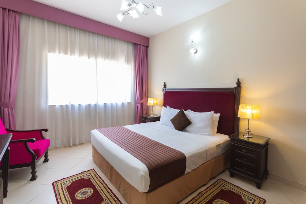 Auris Boutique Hotel Apartments Rezervasyon