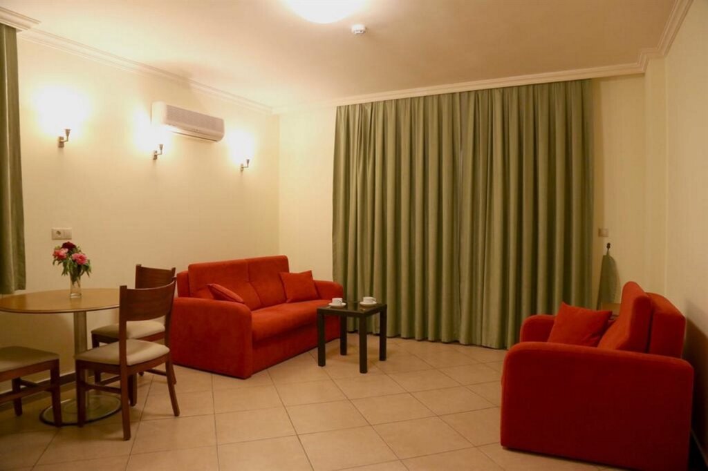 Club Karakas Rezervasyon